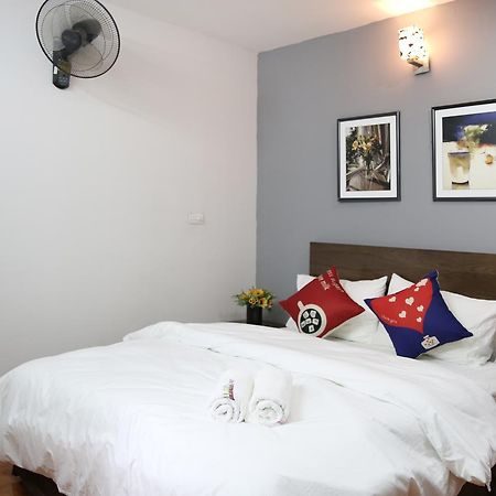 V-Studio Apartment 2 ฮานอย ภายนอก รูปภาพ